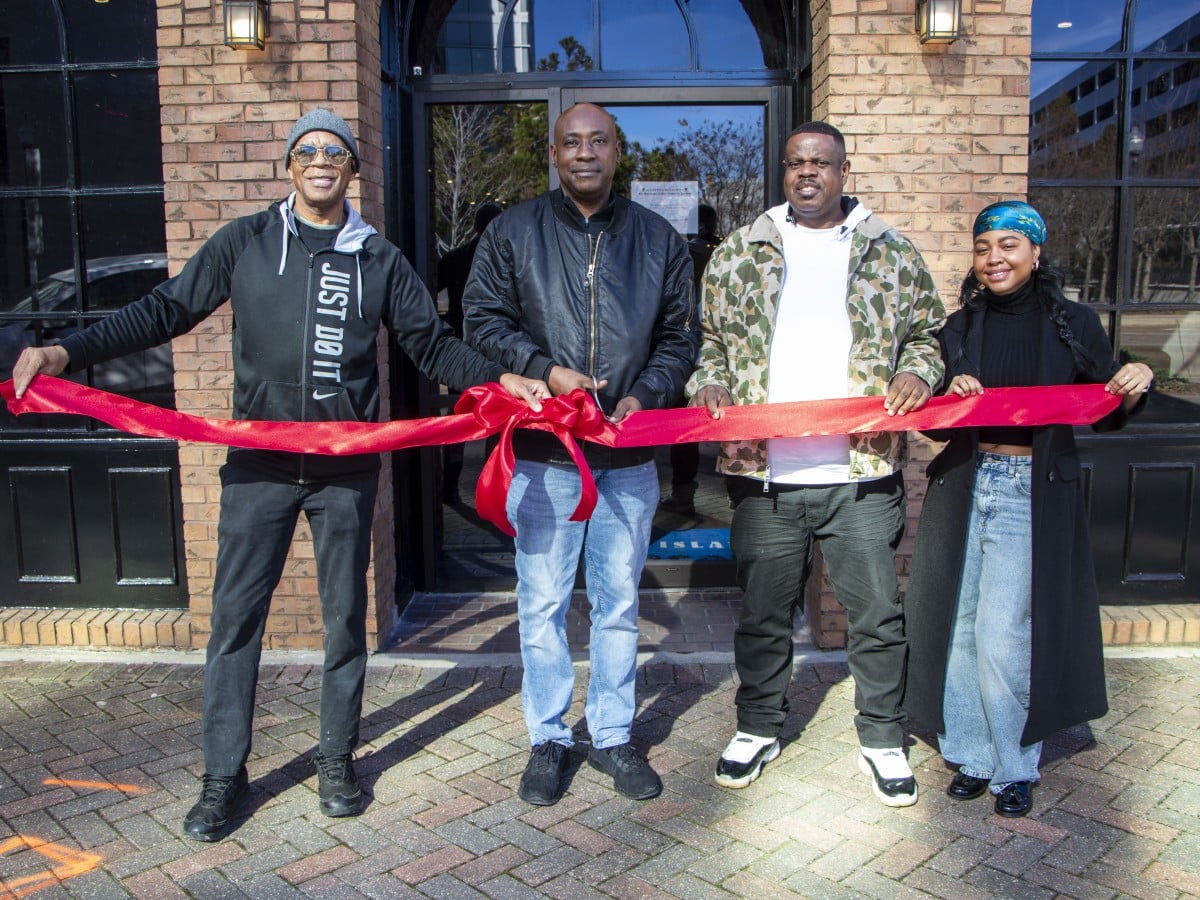 Rev John Earl Cameron Sr Jackson Advocate IMG 0639 2 1200x900