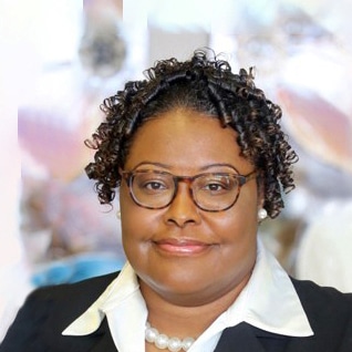 Chancellor Debra Giles receives Kellogg Foundation fellowship