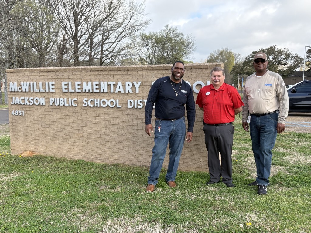 Atmos Energy celebrates National School Breakfast Week by serving Mississippi students and teachers